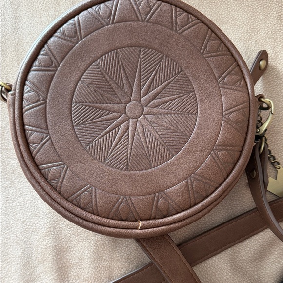 Wonder Woman Crossbody Bag - Picture 3 of 4